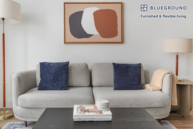 85 Cleaveland Rd in Pleasant Hill, CA - Building Photo - Building Photo