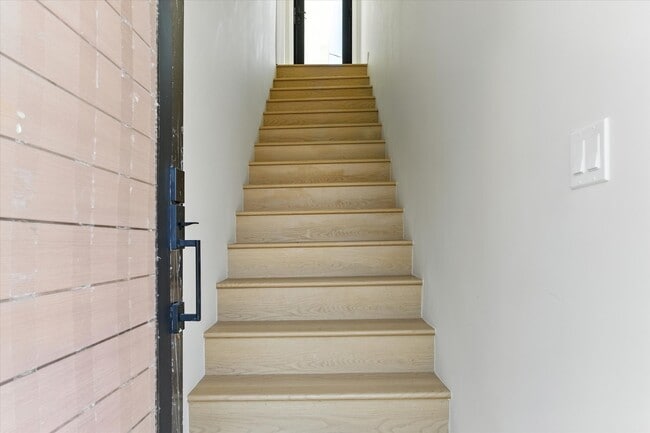 1172 N Wilton Pl, Unit 1172 in Los Angeles, CA - Foto de edificio - Building Photo