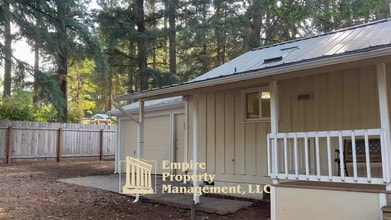 87948 8th St in Veneta, OR - Building Photo - Building Photo
