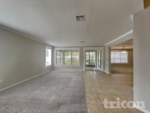 2012 Crossvine Ln in Casselberry, FL - Building Photo - Building Photo