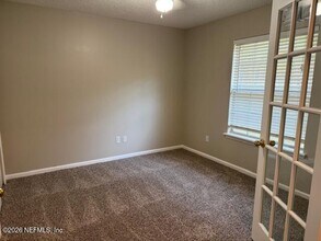 4608 W Catbrier Ct in Jacksonville, FL - Foto de edificio - Building Photo