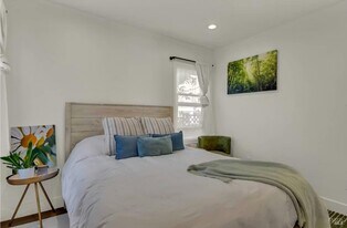 2542 Wilbur St in Oakland, CA - Building Photo