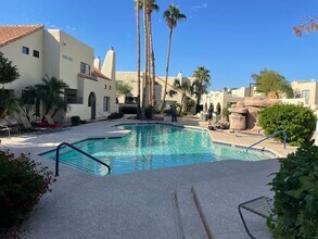 5665 W Galveston St in Chandler, AZ - Foto de edificio - Building Photo