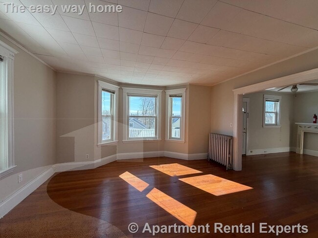 110 Sharon St in Medford, MA - Building Photo - Building Photo