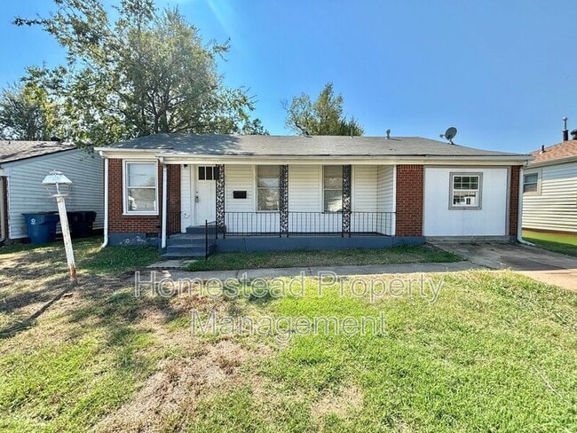 308 E Rose Dr in Midwest City, OK - Building Photo - Building Photo