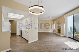 25 Cove Ln in Redwood City, CA - Building Photo - Building Photo