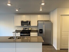 3323 Big Bnd Ln in Washington, UT - Building Photo - Building Photo