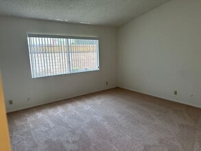 27808 Caraway Ln in Santa Clarita, CA - Building Photo - Building Photo