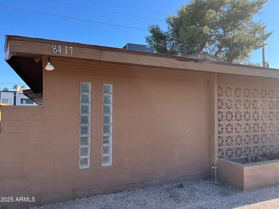8417 E Coronado Rd in Scottsdale, AZ - Building Photo