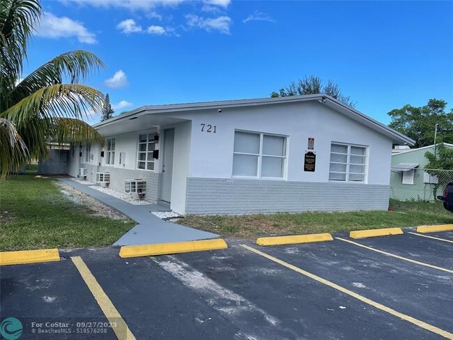 721 SW 8th St in Pompano Beach, FL - Building Photo - Building Photo