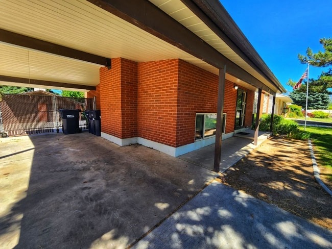 605 E 9670 S in Sandy, UT - Building Photo - Building Photo
