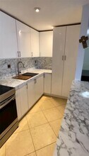 4240 NW 79th Ave in Doral, FL - Building Photo - Building Photo