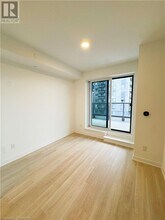 5105 Hurontario St in Mississauga, ON - Building Photo - Building Photo