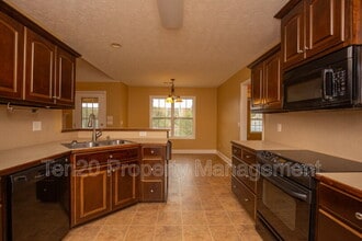 182 Lee Rd 2180 in Phenix City, AL - Building Photo - Building Photo