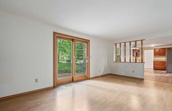 5601 Sunset Dr in Hudson, OH - Building Photo - Building Photo