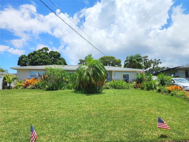 11645 Oxford St in Seminole, FL - Building Photo - Building Photo