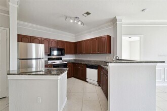 4302 Bayside Village Dr in Tampa, FL - Building Photo - Building Photo