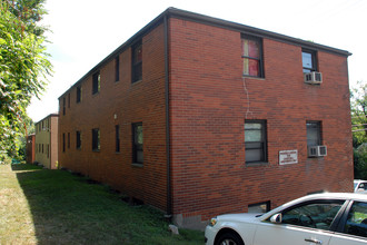 Churchill/Melvin Court Apartments in Penn Hills, PA - Building Photo - Building Photo