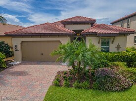 16374 Barclay Ct in Naples, FL - Building Photo