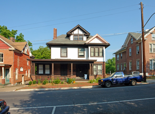 247 S Prospect St in Hagerstown, MD - Foto de edificio - Building Photo