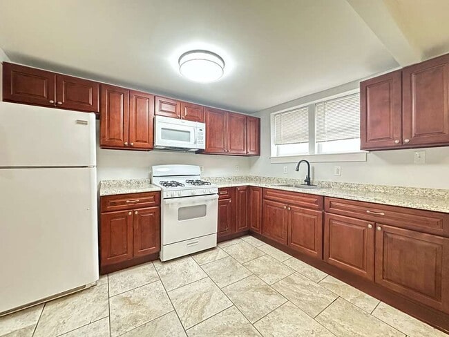 property at 5731 Reedland St