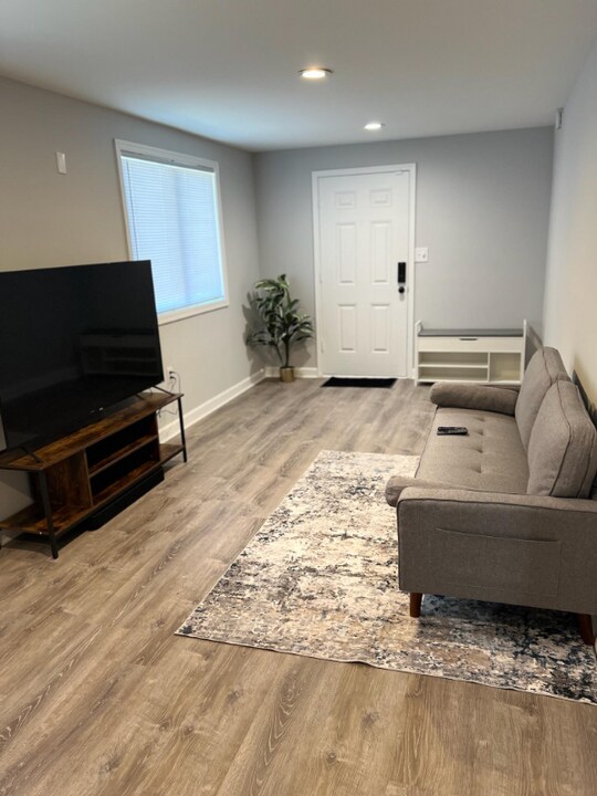 9515 49th Ave, Unit Apt 2 in College Park, MD - Building Photo