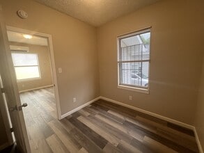 1939 McCalla Ave in Knoxville, TN - Building Photo - Building Photo