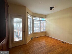 136 Cameron Station Blvd in Alexandria, VA - Building Photo - Building Photo