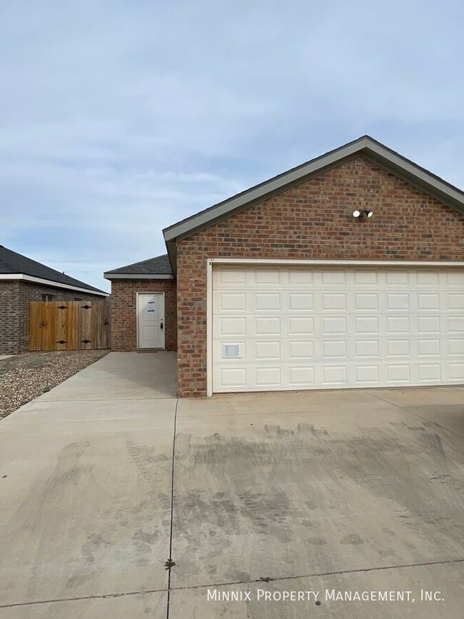 5704 Kemper St in Lubbock, TX - Building Photo - Building Photo