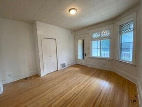 2621 Colfax Ave S, Unit 1 in Minneapolis, MN - Building Photo - Building Photo