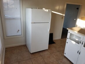 3418 Topeka St in Riverbank, CA - Building Photo - Building Photo