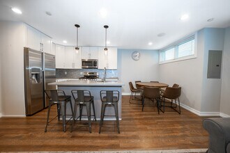 769 N Uber St, Unit B in Philadelphia, PA - Foto de edificio - Building Photo