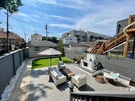 814 N Fairfield Ave, Unit 2 in Chicago, IL - Building Photo