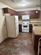 2702 SE Taurus Ct in Topeka, KS - Building Photo - Building Photo