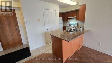 50 Disera Dr in Vaughan, ON - Building Photo - Building Photo