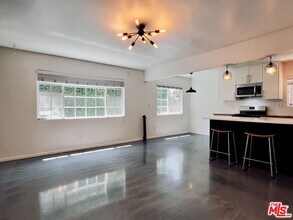 3261 E 2nd St in Los Angeles, CA - Building Photo - Building Photo