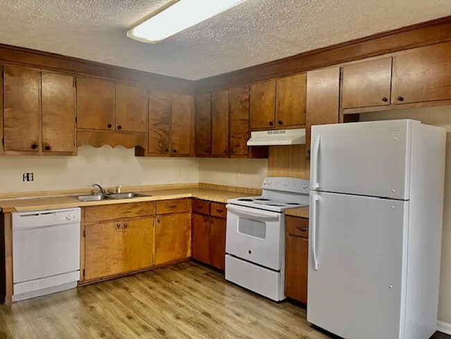 214 Huffaker Rd NW in Rome, GA - Building Photo - Building Photo