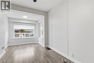 71 Glendale Ave N in Hamilton, ON - Building Photo - Building Photo