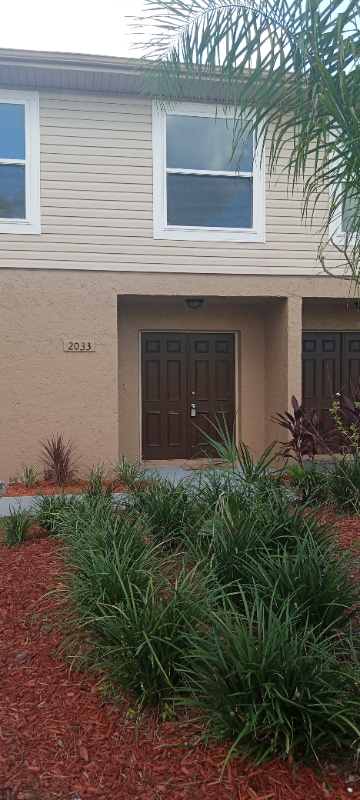 2033 McMullen Ave in Dunedin, FL - Foto de edificio - Building Photo