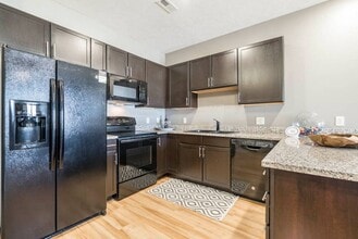 The Flats at 84 in Lincoln, NE - Building Photo - Building Photo