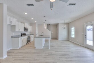 36 Hardwood Rd in Tullahoma, TN - Building Photo - Building Photo