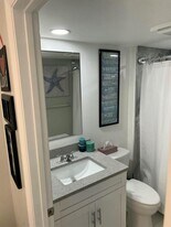 2101 21st Ln in Palm Beach Gardens, FL - Building Photo