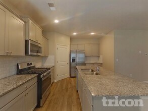 864 Bentley Dr in Fairburn, GA - Building Photo - Building Photo