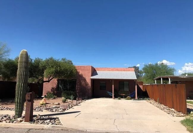 property at 3019 E 19th St