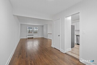 62 Blachley Rd in Stamford, CT - Building Photo - Building Photo