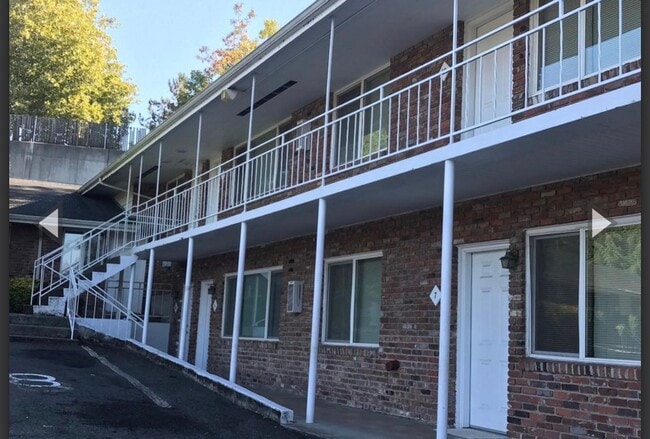 property at 2625 NE 9th Pl