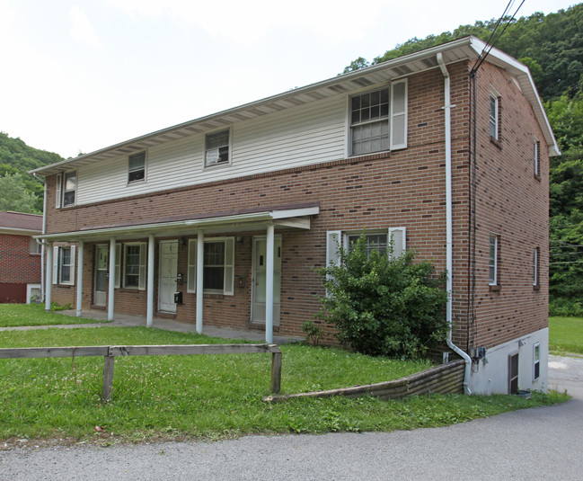 218 S College Ave in Bluefield, VA - Building Photo - Building Photo