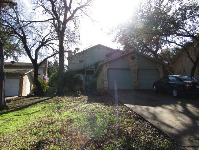 1707 Waterloo Tr in Austin, TX - Building Photo - Building Photo
