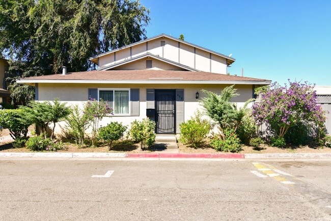 property at 498 Ginkgo Ct