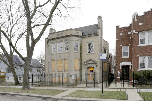 5349 W Van Buren St in Chicago, IL - Building Photo - Building Photo